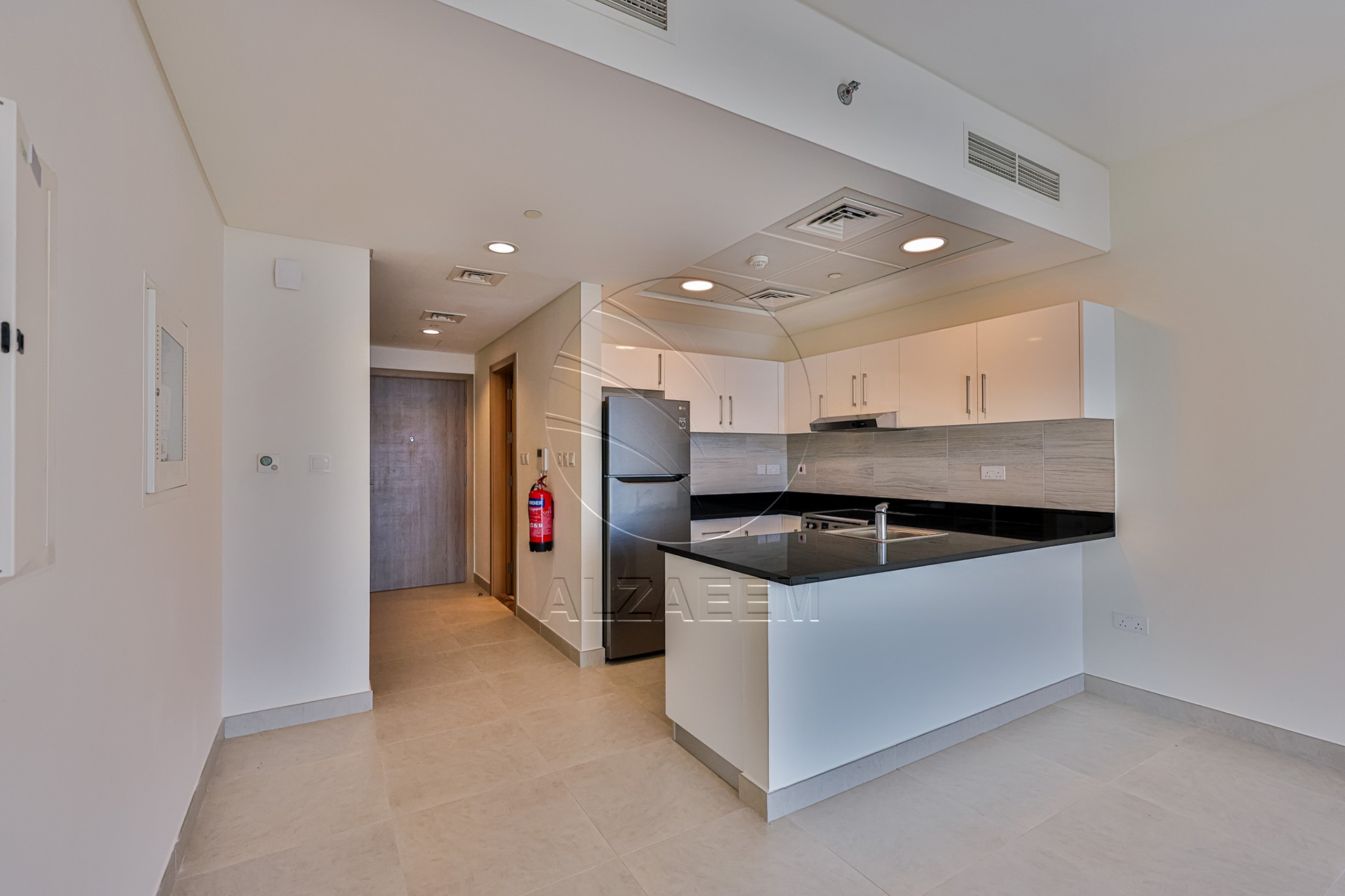High Level + Exclusive! White Goods+ Nice Views