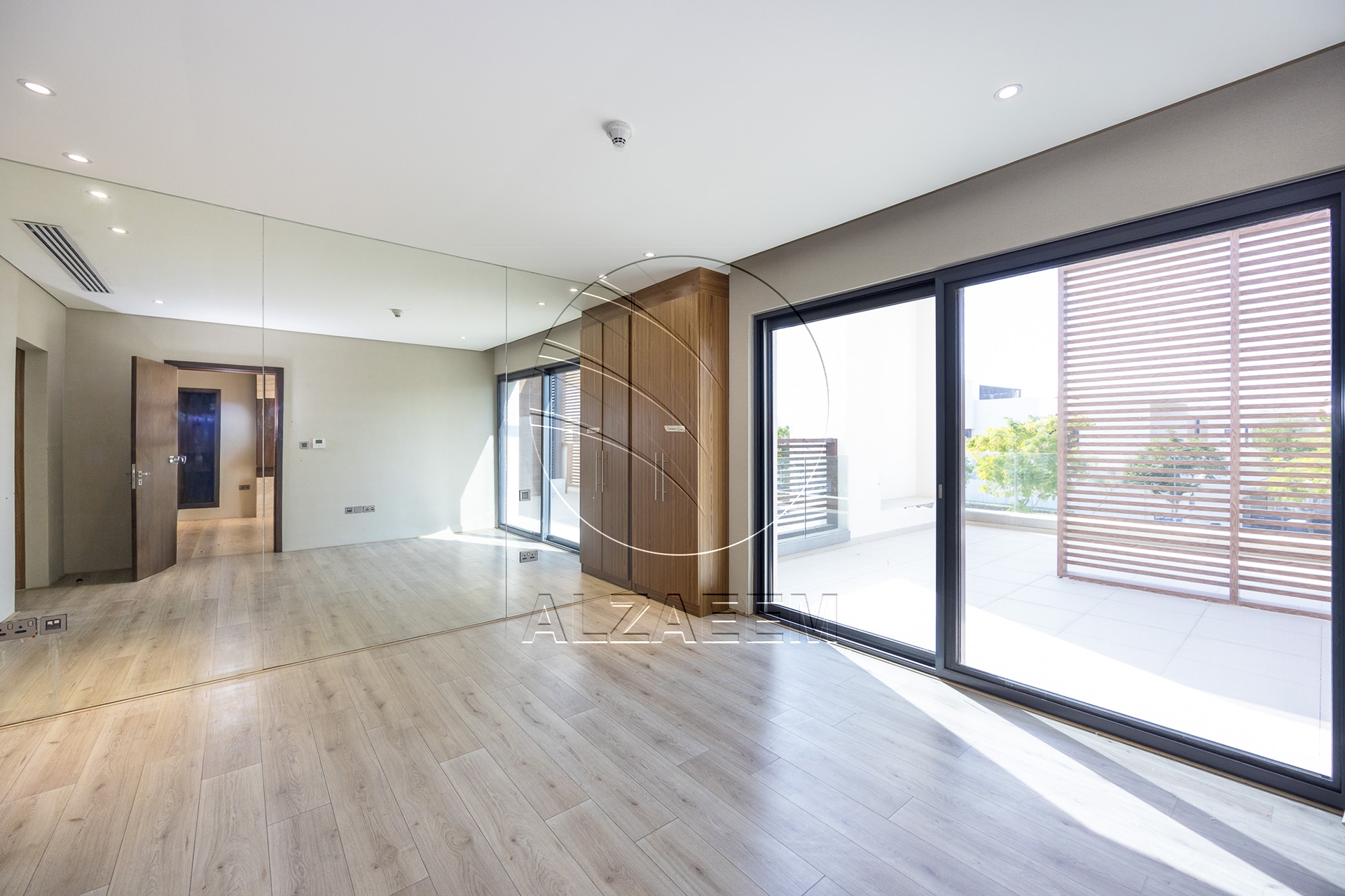 VACANT Single Row | Big Backyard | Upto 3 Payments