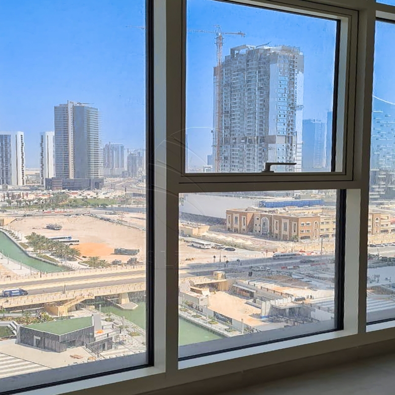 √ Waterfront Views | High Level and Vacant Unit √
