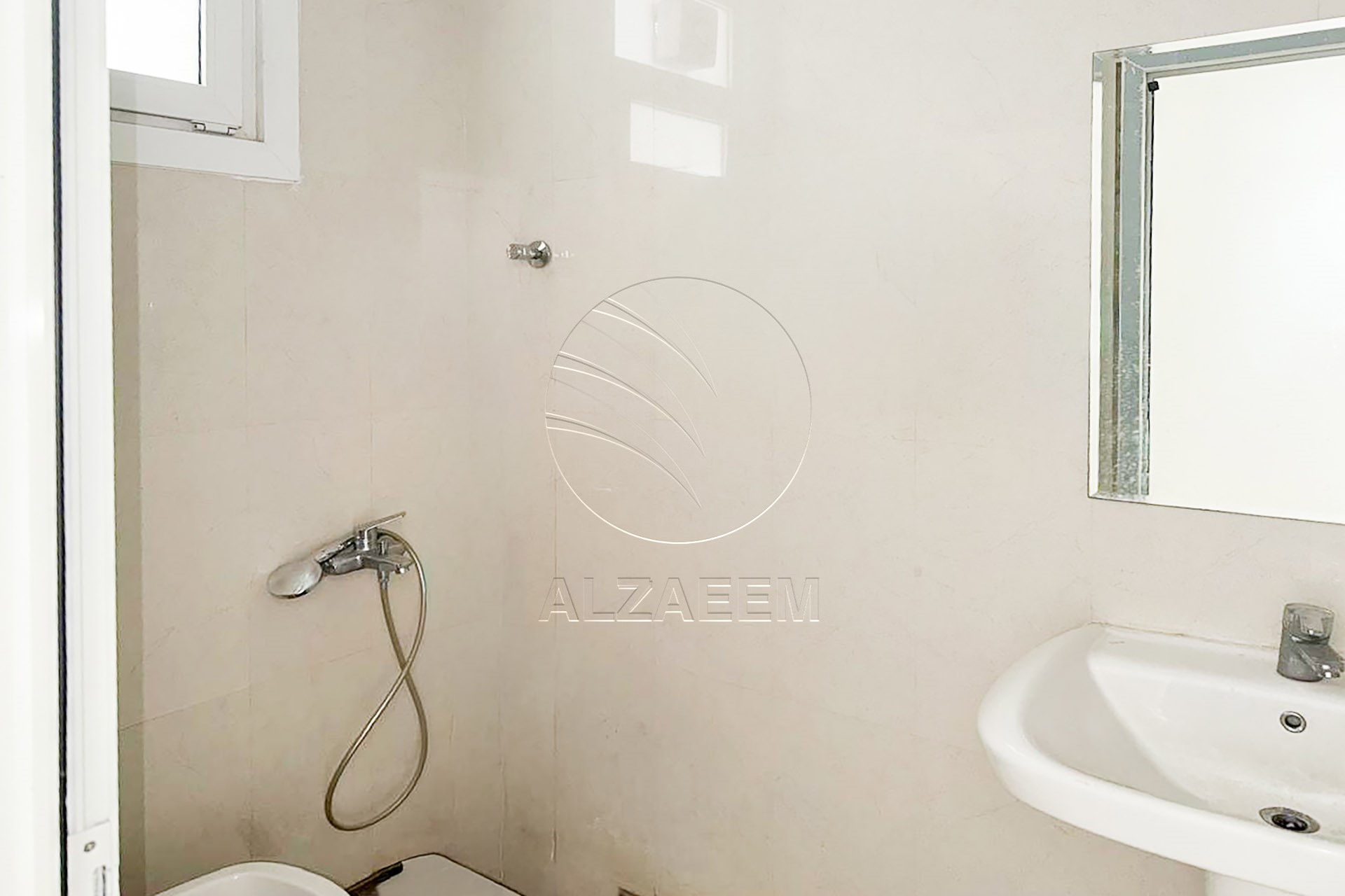 √Classic Stand Alone Villa | Near Al Ghadeer Park√