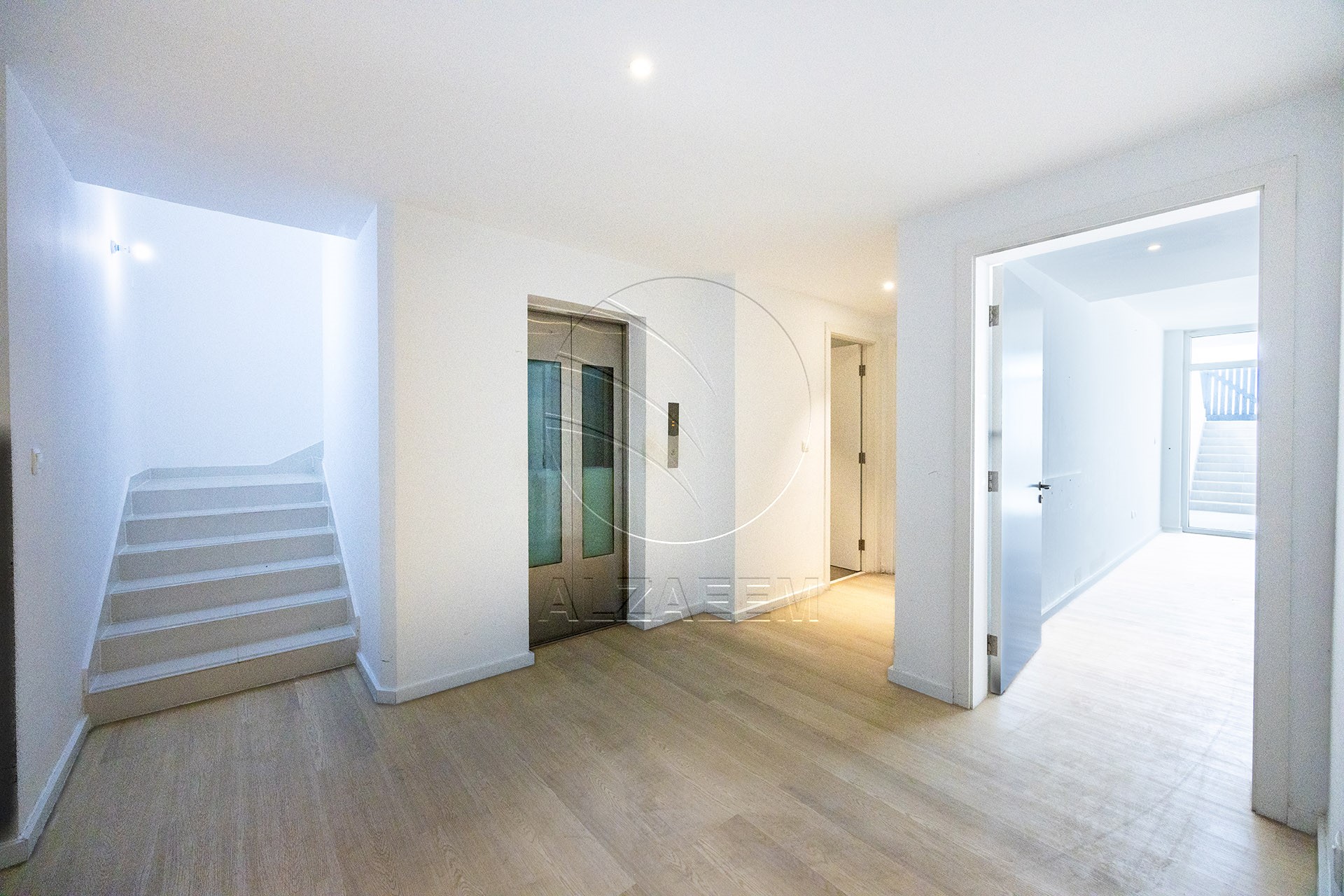 Kitchen Appliances | With Elevator and Gym + Pool