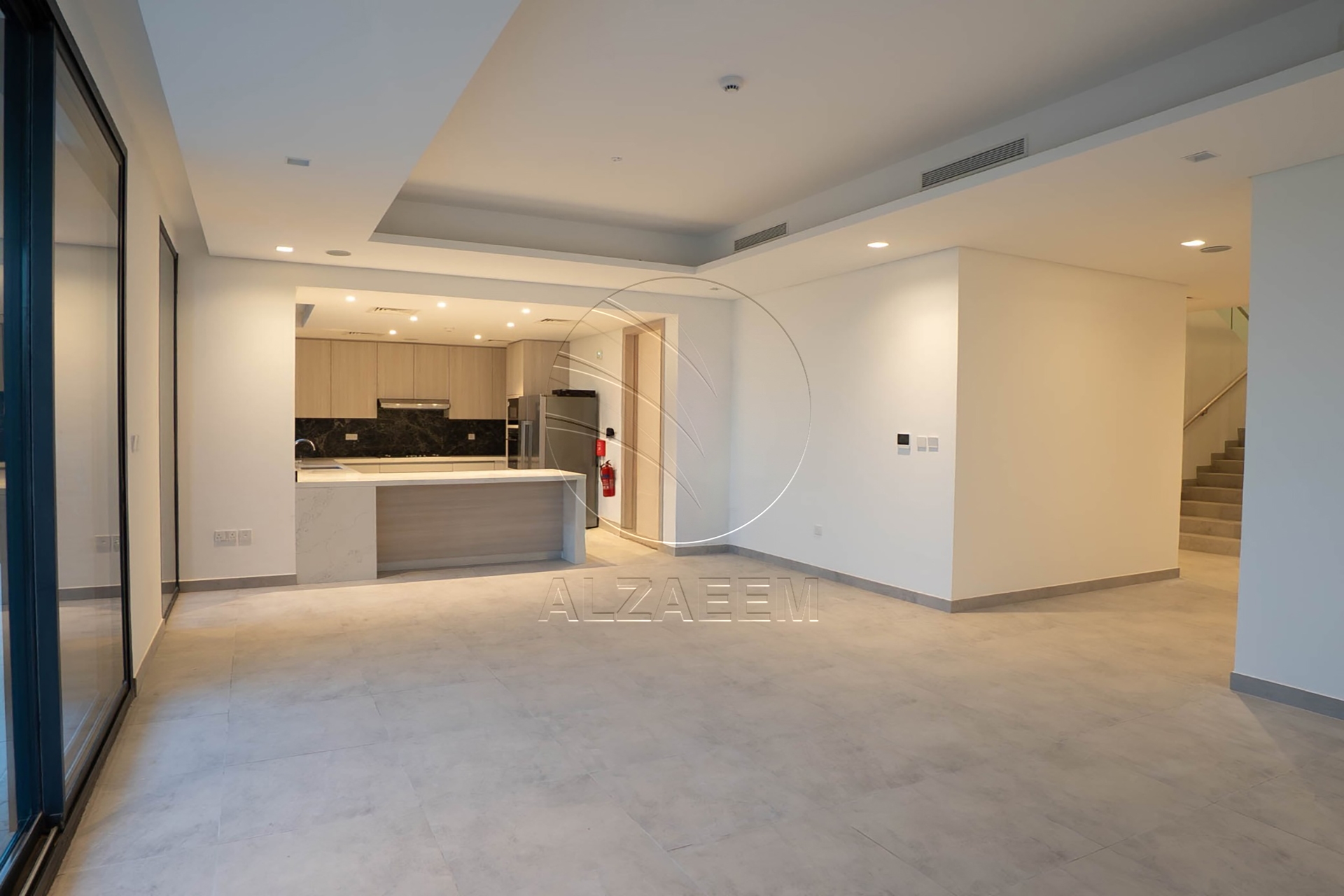 High Quality Upgraded Villa | Single Row | VACANT