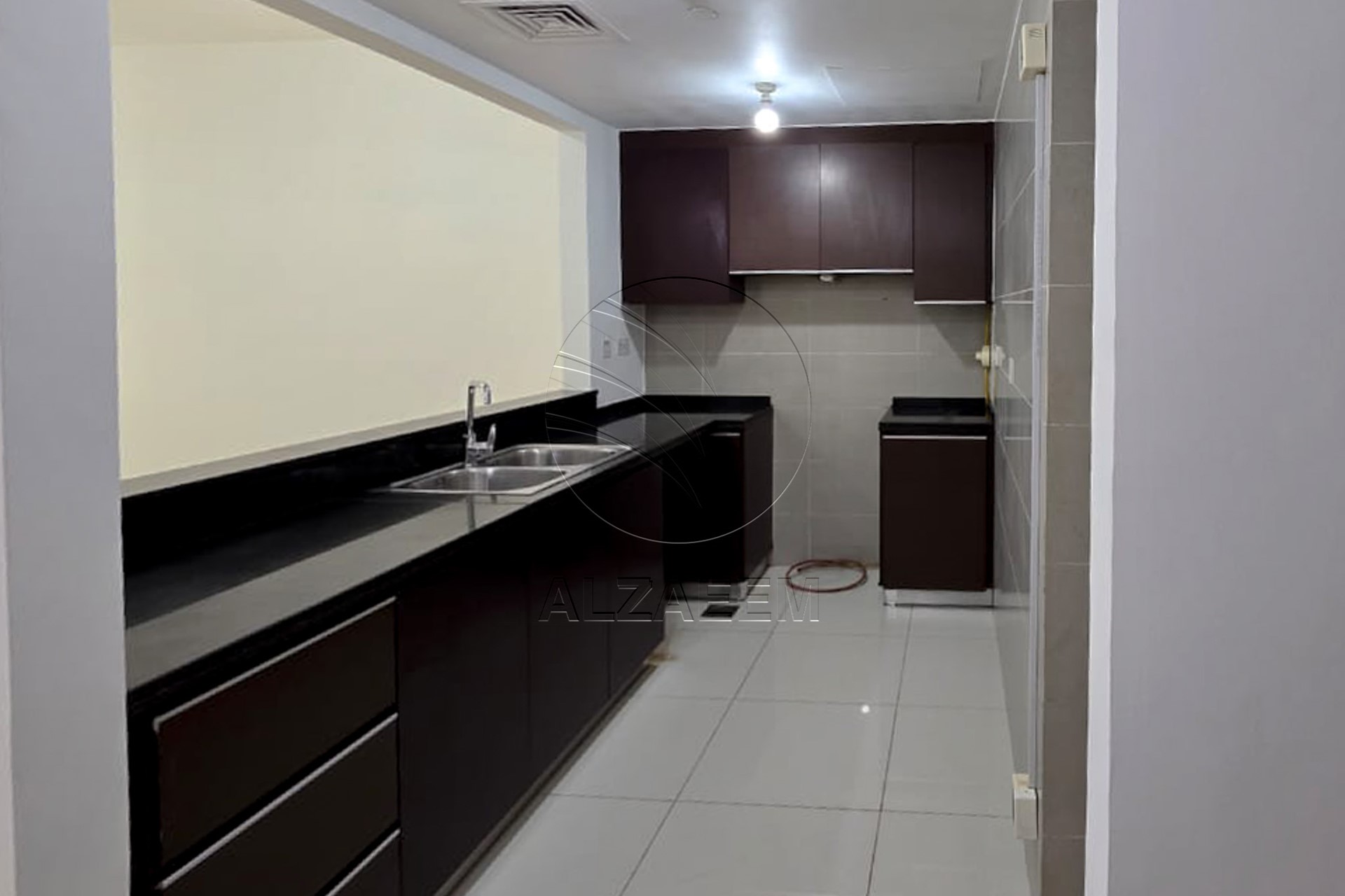 √1BR with Balcony | VACANT | Partial Sea View√