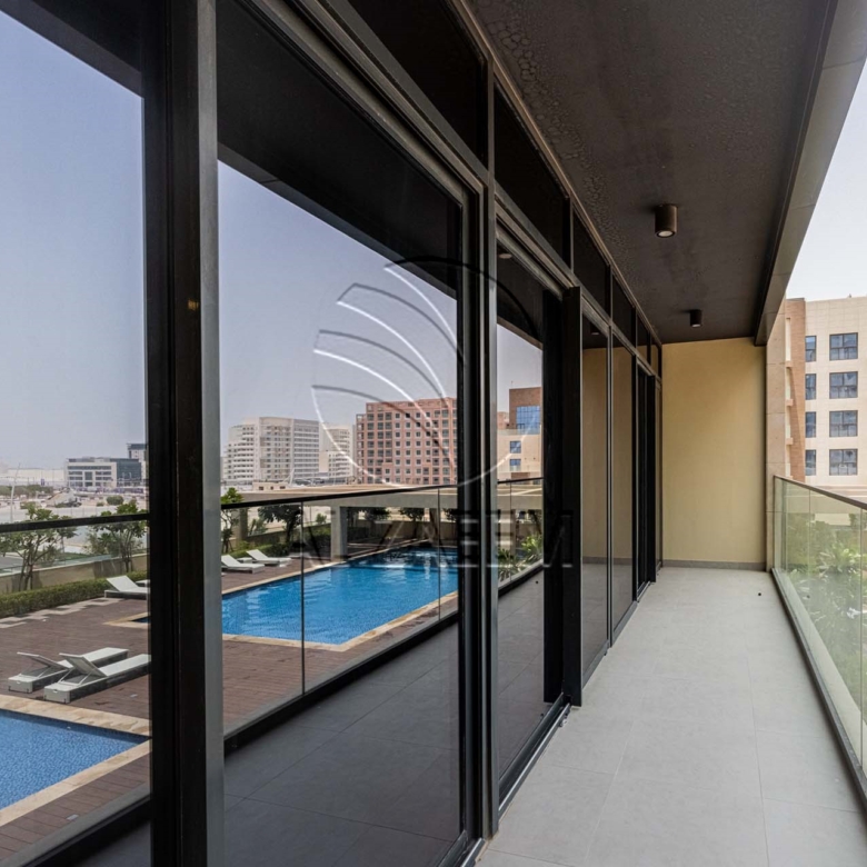 Vacant | DUPLEX | Facing The Pool | 4 payments