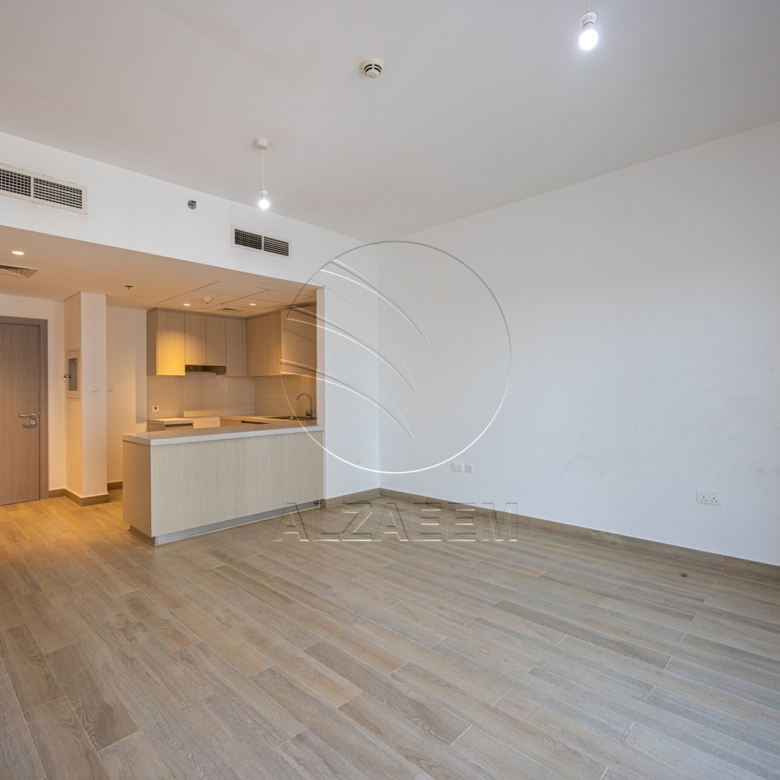 Partial Canal View | High Floor | VACANT