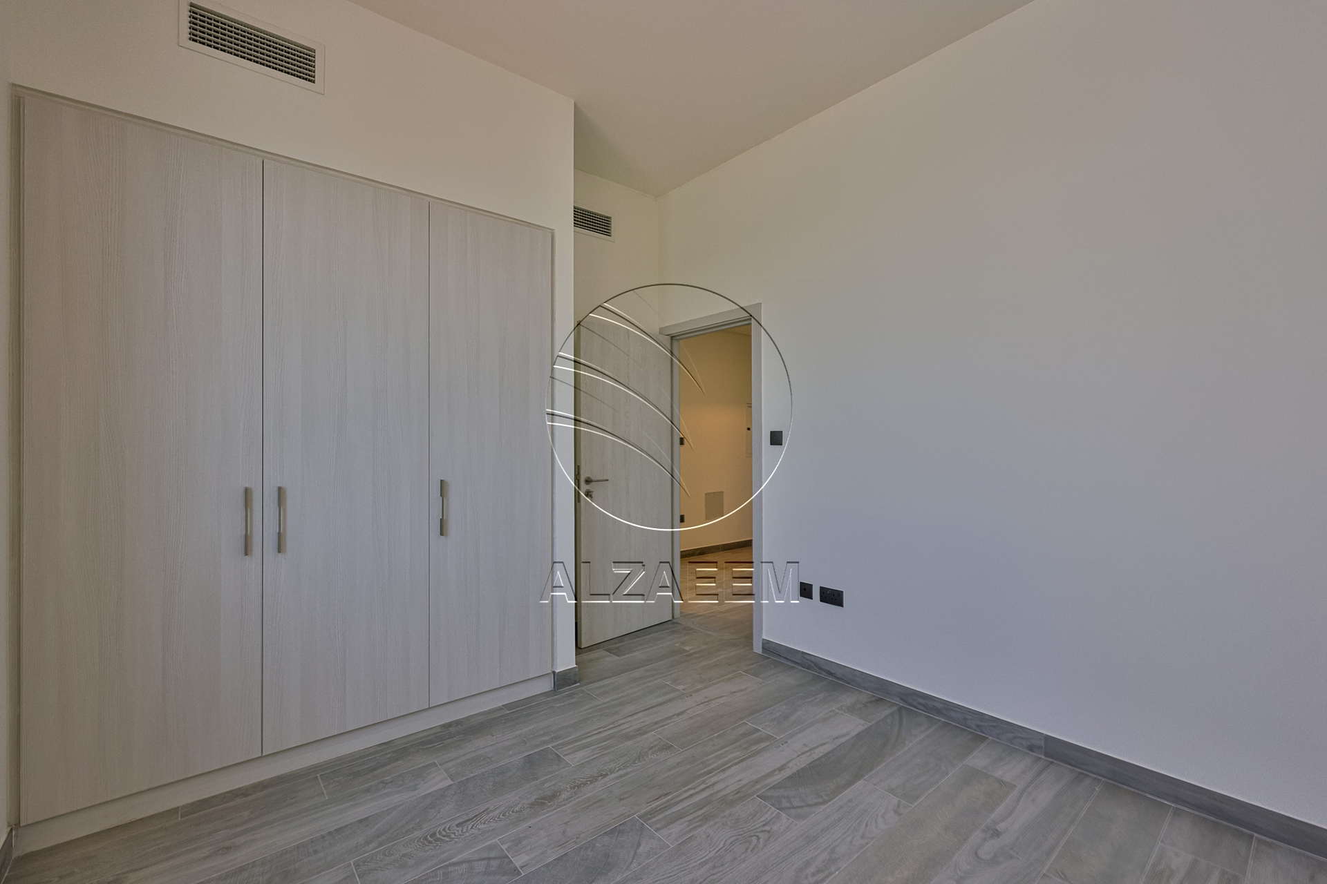Single Row CORNER | Premium and High End Location