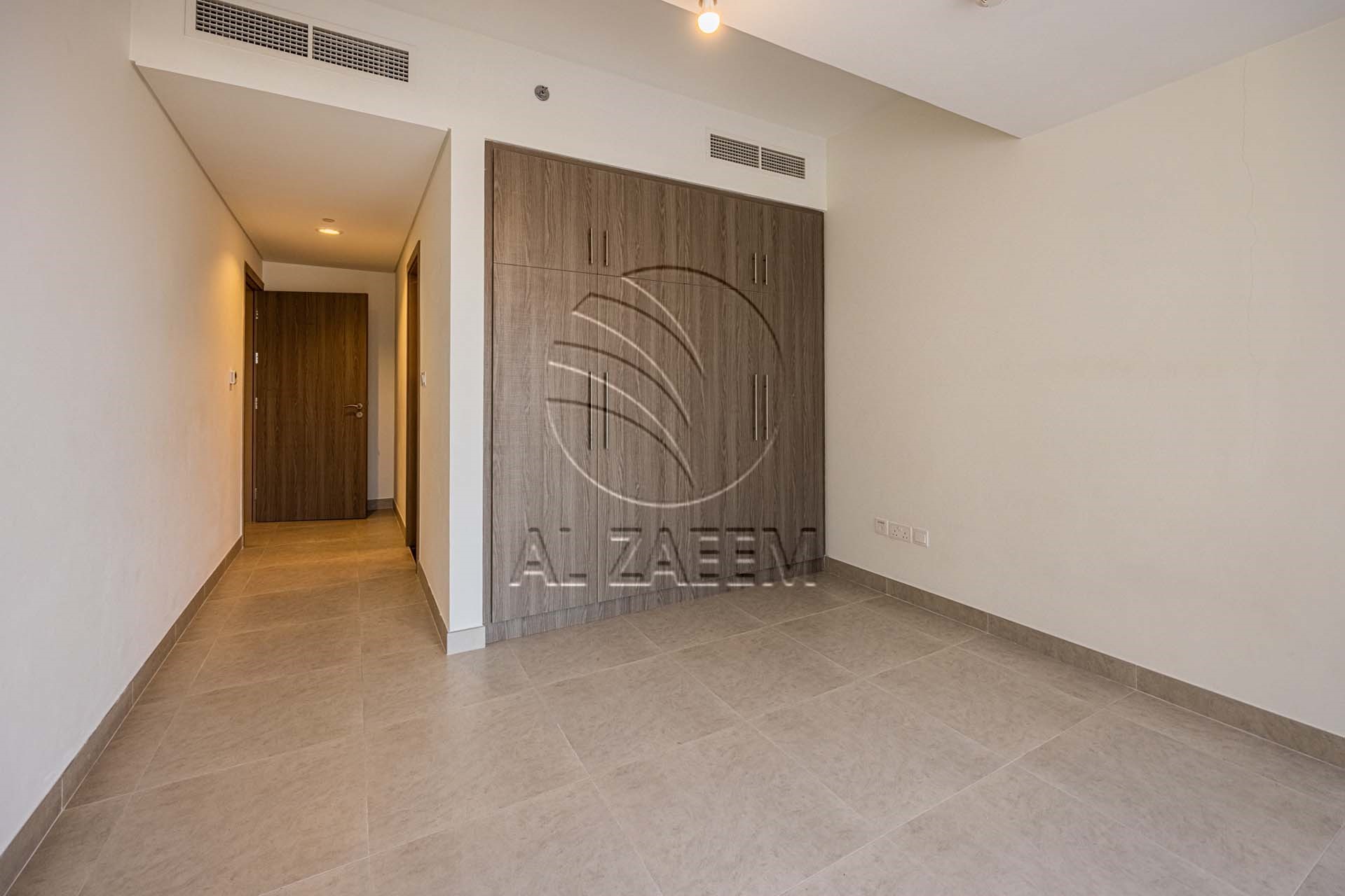 Vacant | DUPLEX | Facing The Pool | 4 payments