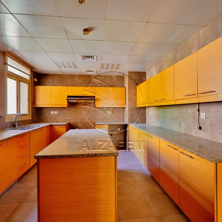 Spacious Villa | Double row middle | Upcoming!