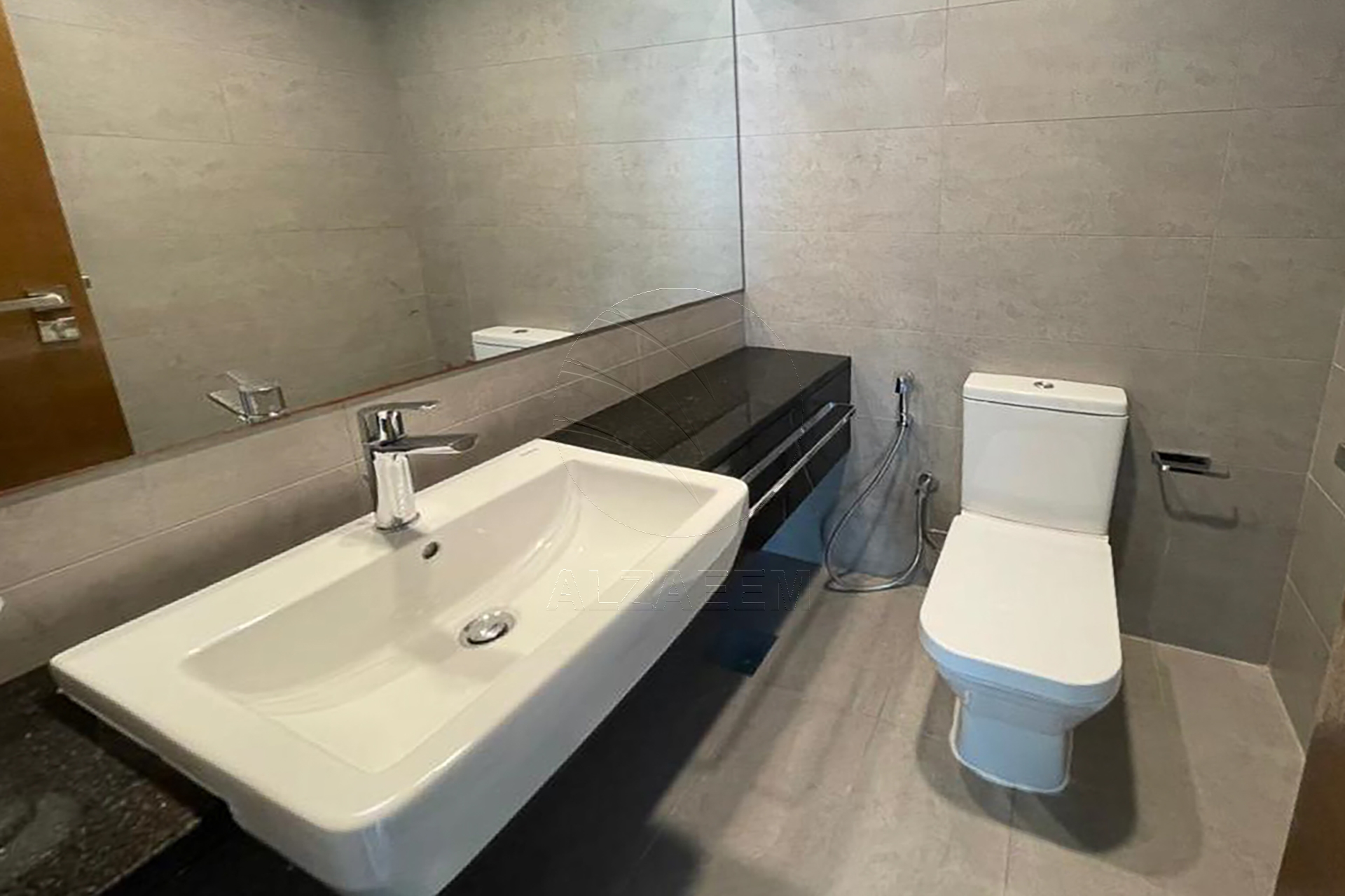 √ Fully Furnished Unit Perfect for End Use √