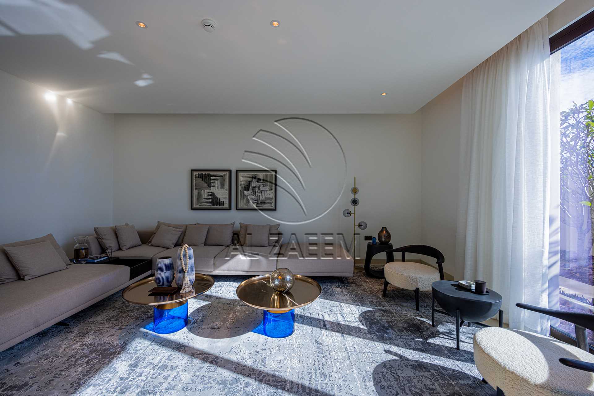 Price Reduced! Prime Location | HIGH Ceiling