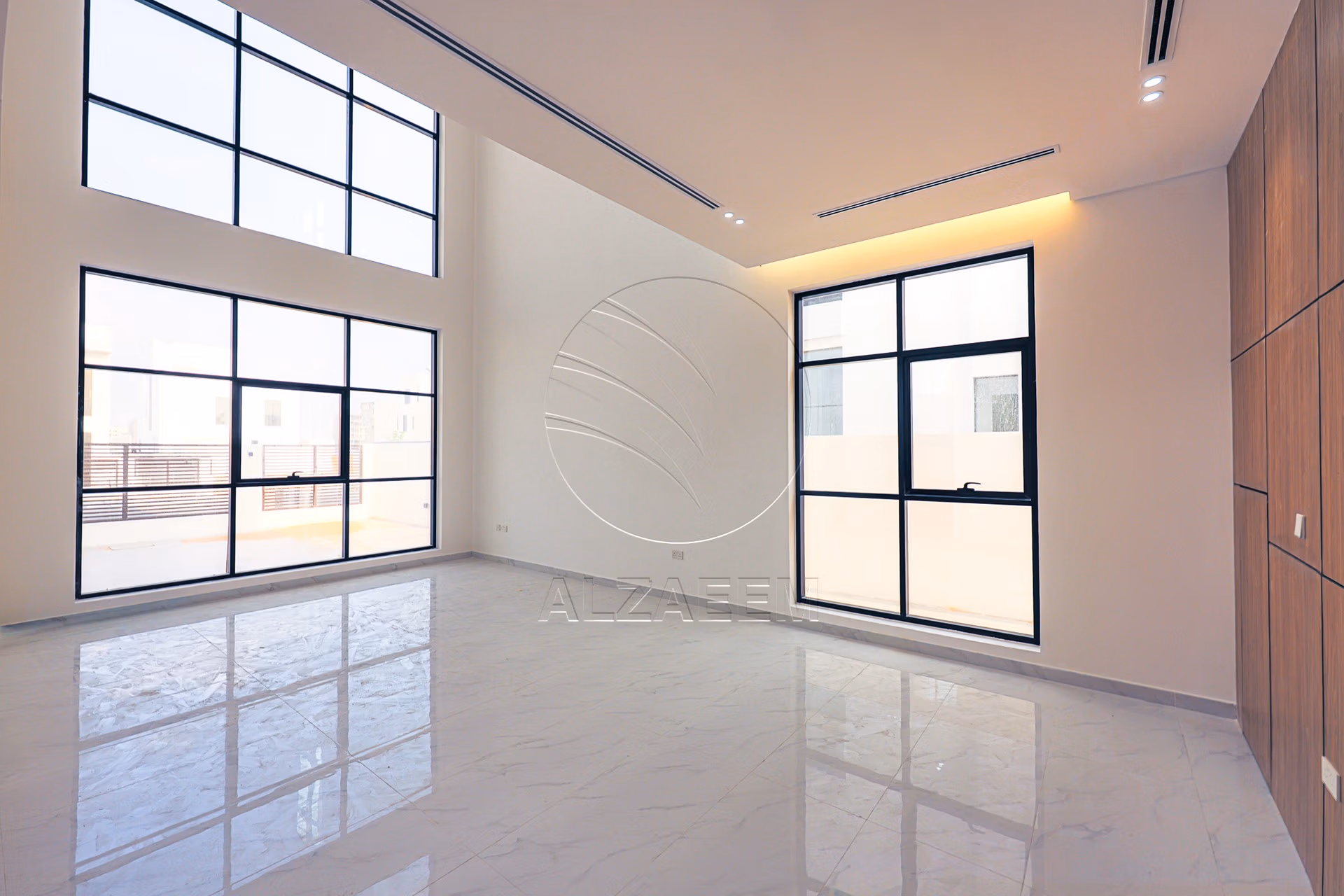 Corner | High Quality Finishing| High Ceiling