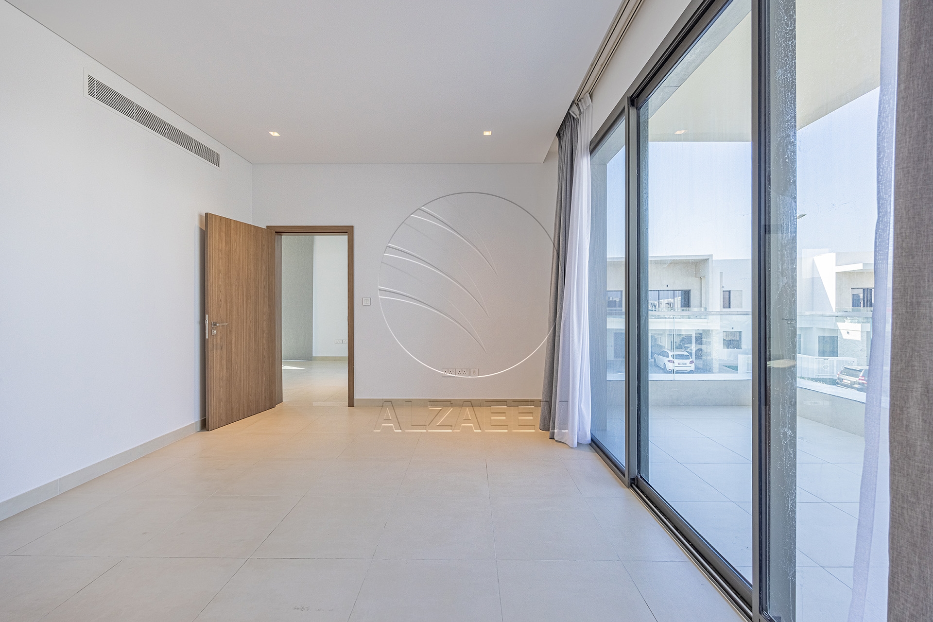 Huge Corner Unit | VACANT | Steps from the Park
