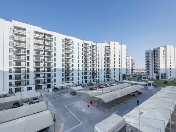 Fully Furnished | Seaworld View | Prime Location