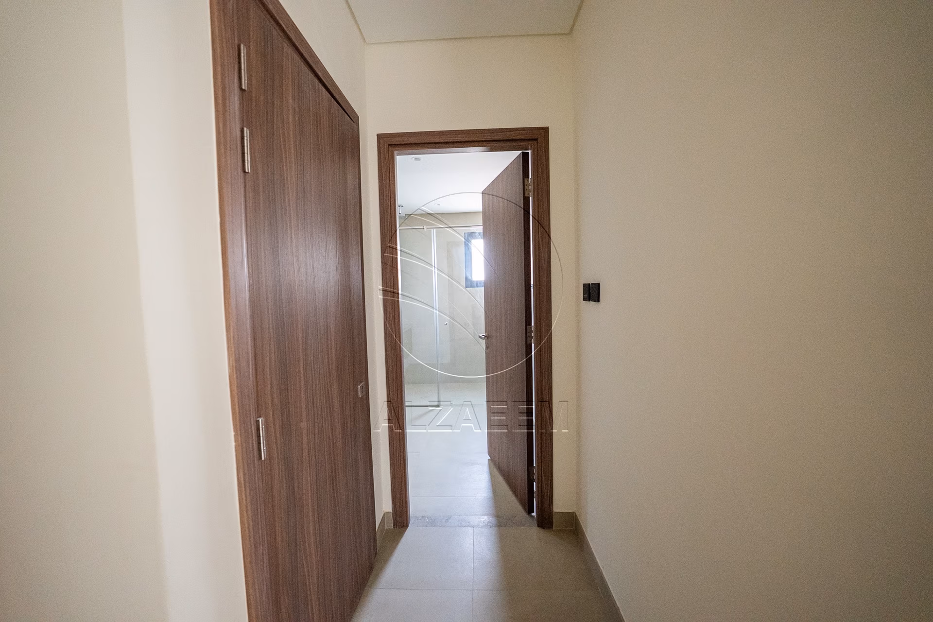 Single Row Villa | Huge Plot | Ready for Occupancy