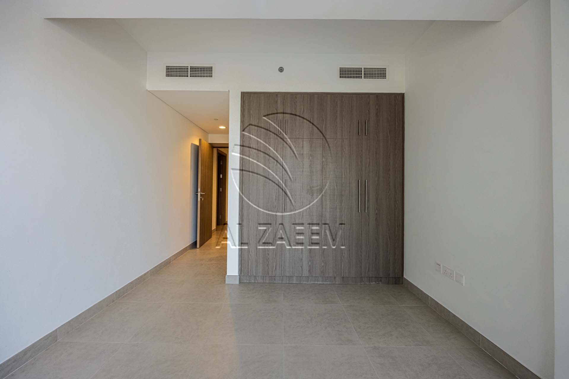 Vacant | DUPLEX | Facing The Pool | 4 payments
