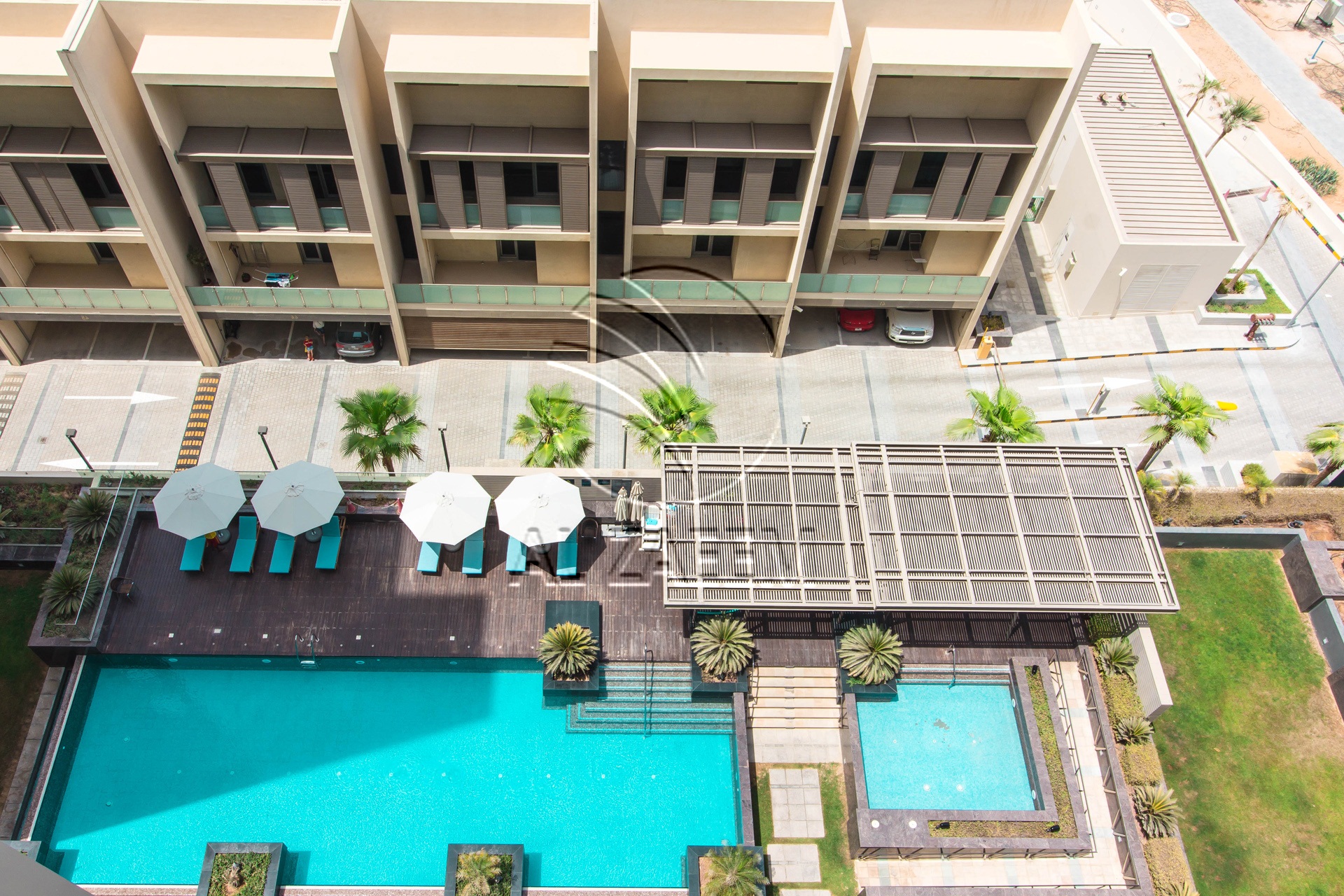 √Exclusive and VACANT | 4 Payments | Canal View√