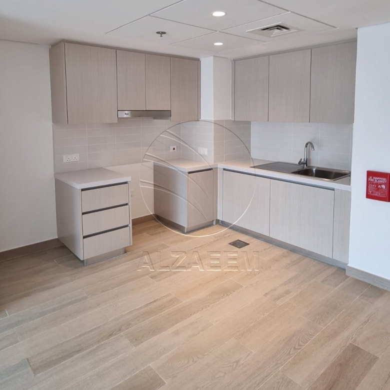 VACANT! Furnished Unit | Mid Level