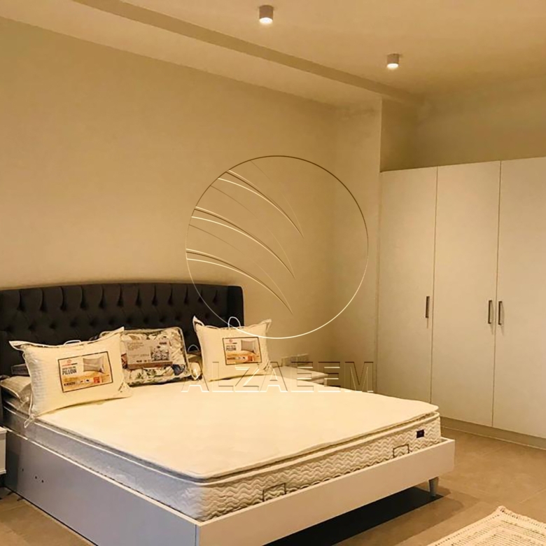 Furnished | High Level Unit with Sea View