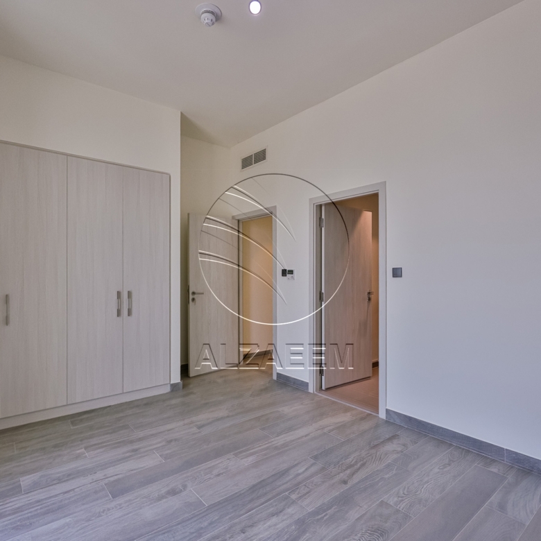 Single Row CORNER | Premium and High End Location