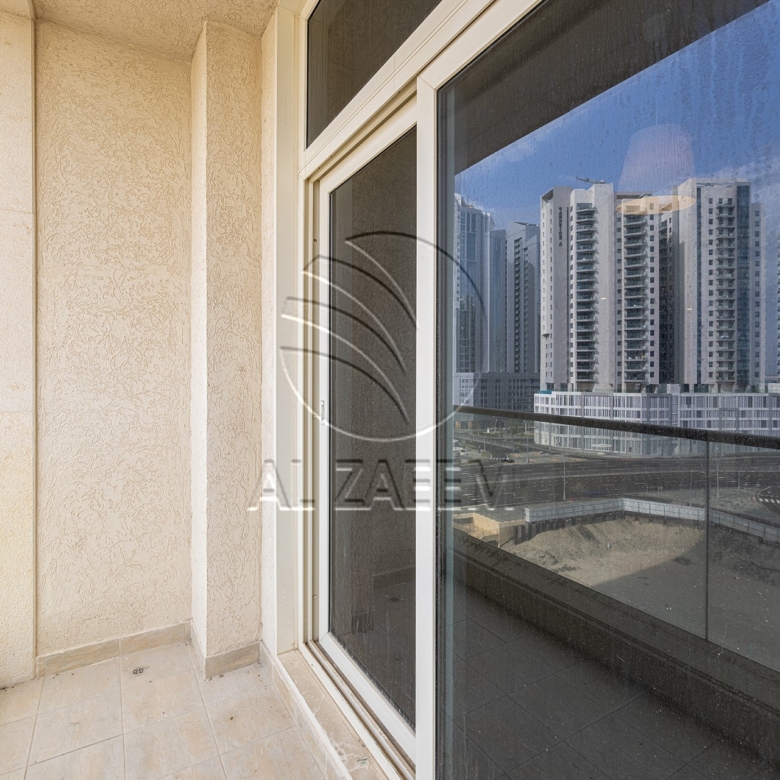 √ High Level Tenanted Unit with Rent Refund √