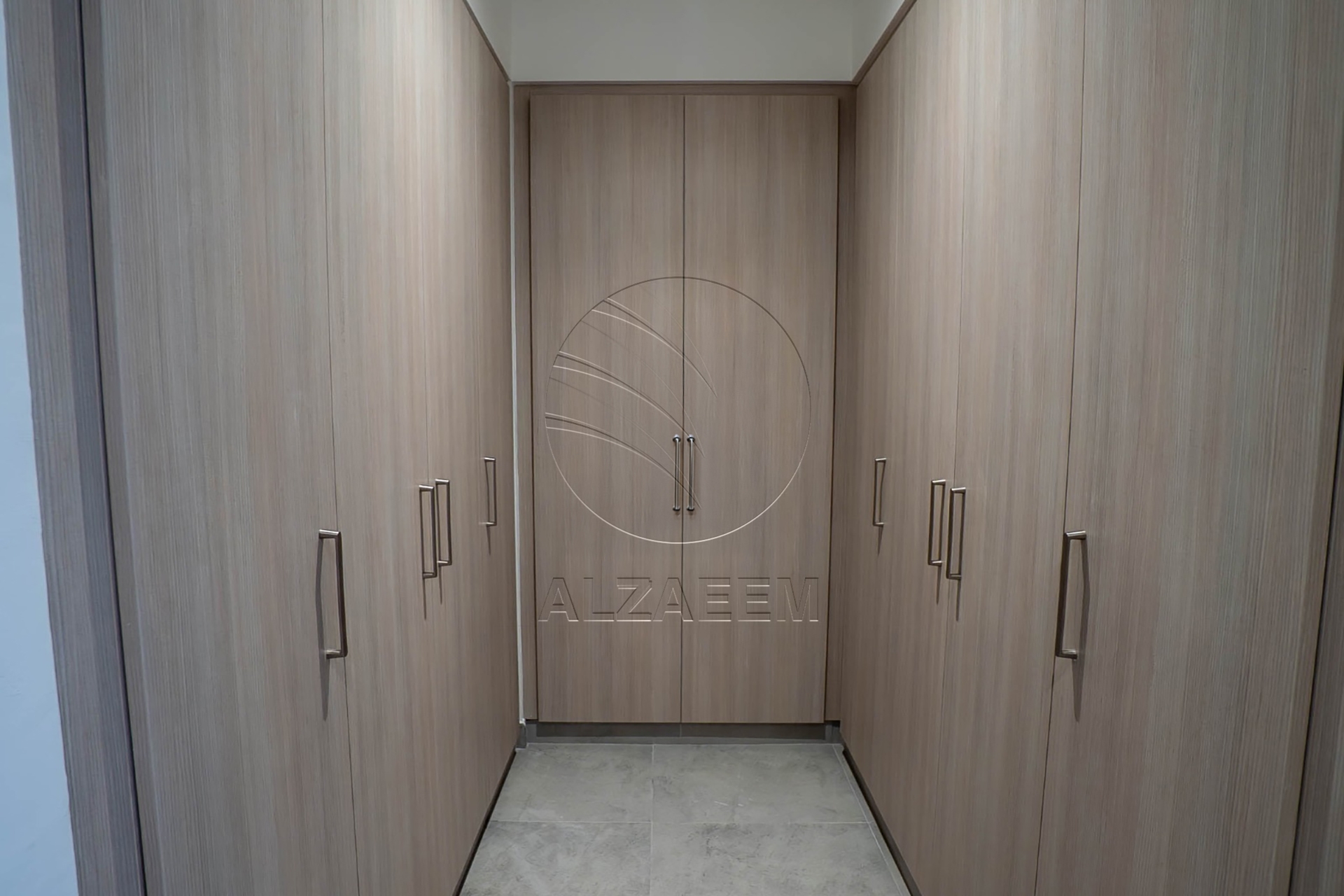 High Quality Upgraded Villa | Single Row | VACANT