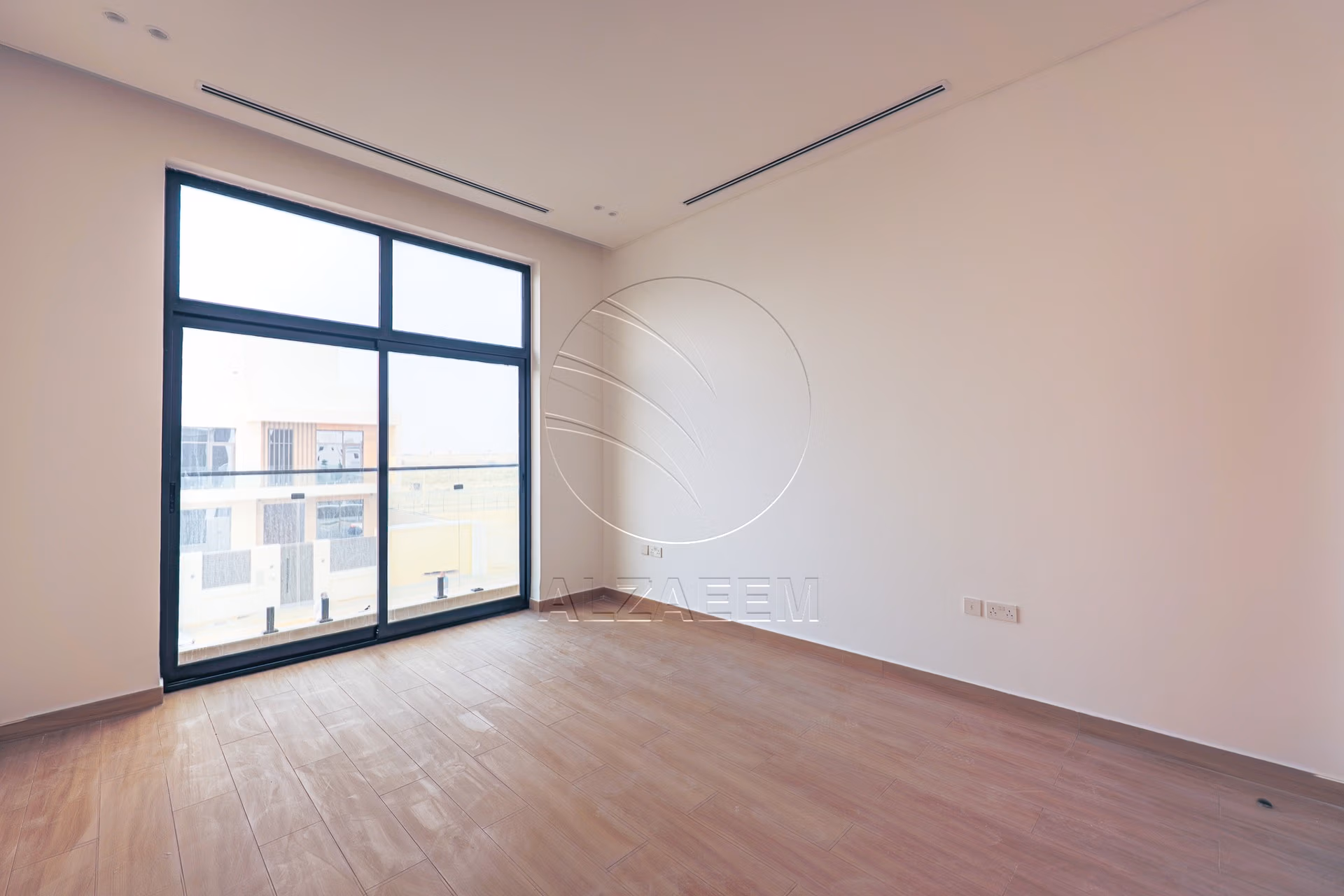 Corner | High Quality Finishing| High Ceiling
