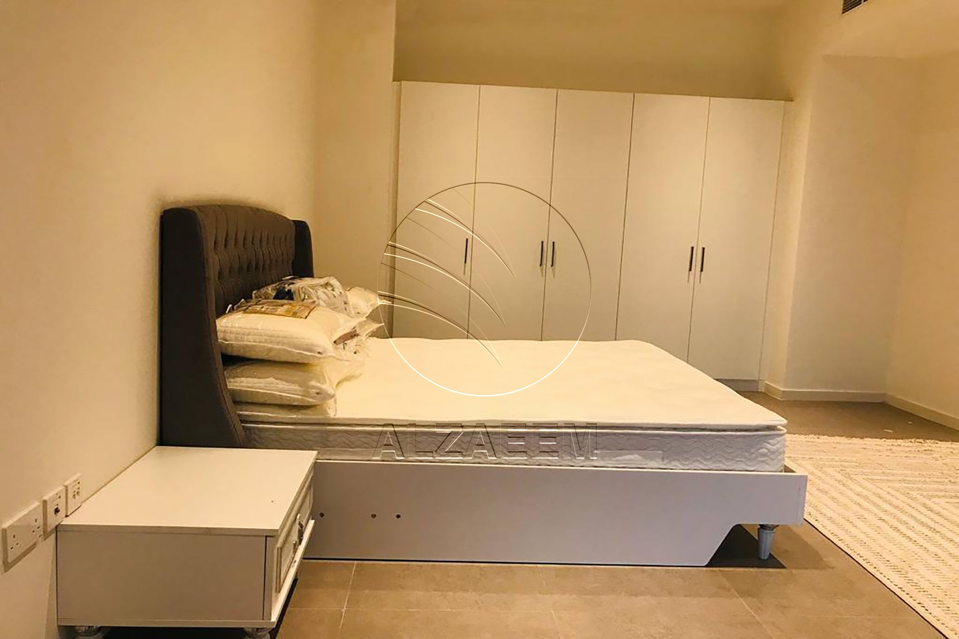 Furnished | High Level Unit with Sea View