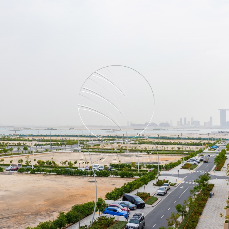 HOT DEAL! Corner Unit – Partial Sea View | Parking