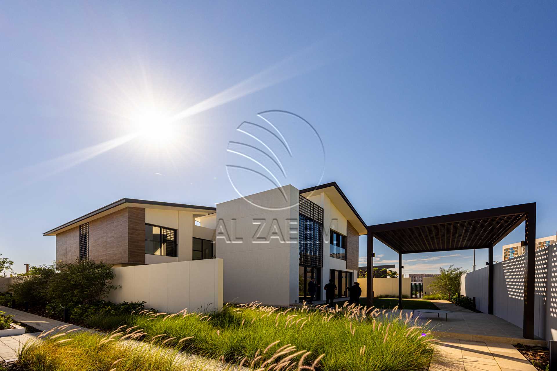 Price Reduced! Prime Location | HIGH Ceiling