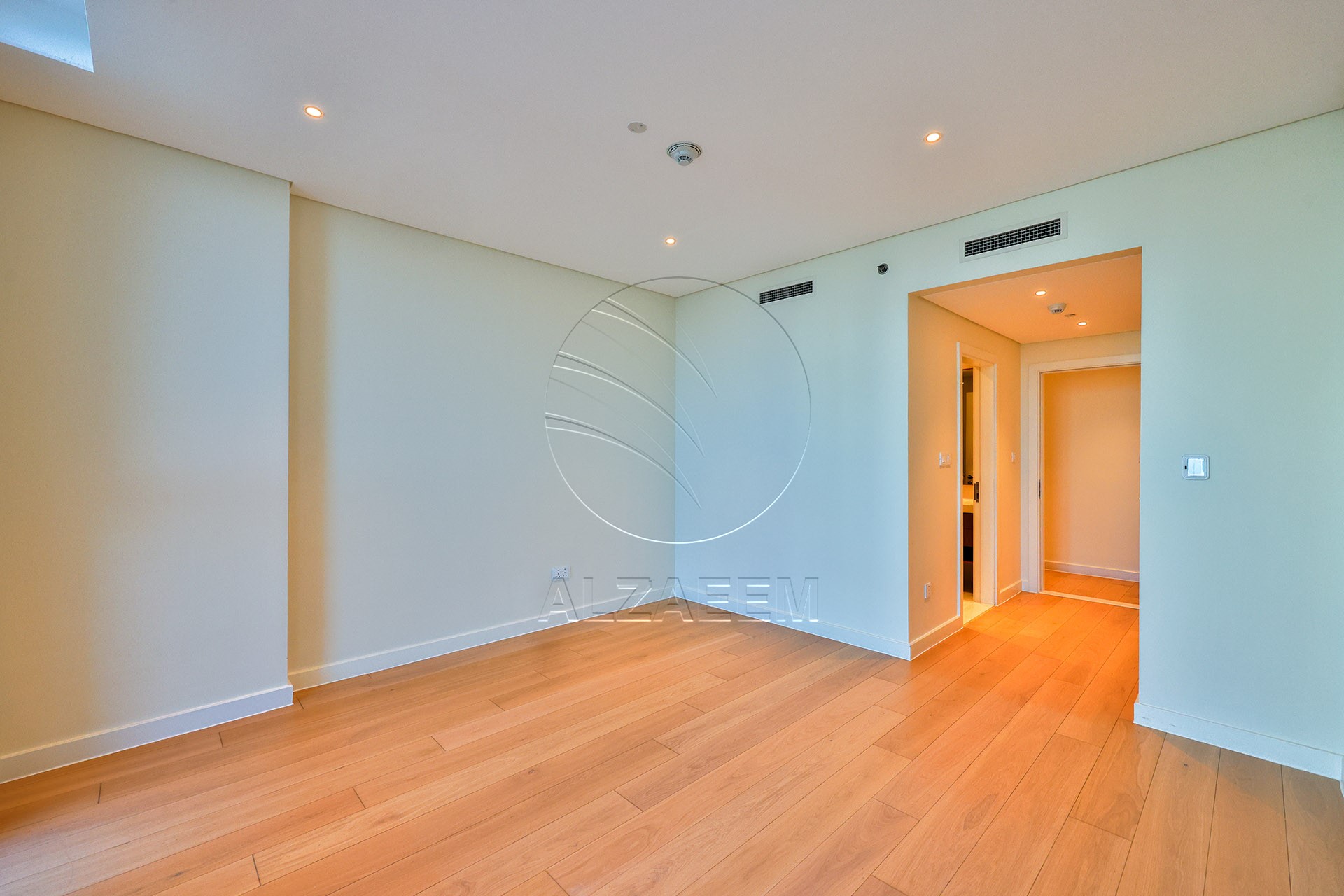 Sea View 2BR+M | VACANT | Luxury Living