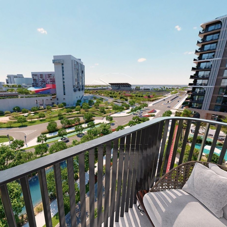 High Level Corner Unit with Skyline + Park View