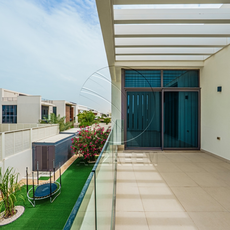 √Landscaped Garden | Furnished | T3-C1 | Corner√
