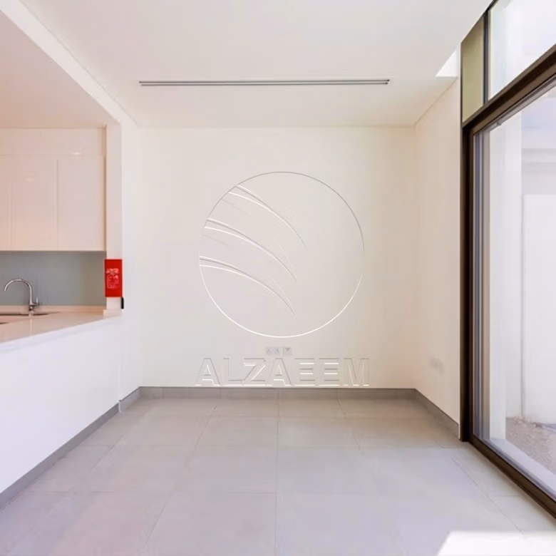 Single Row | Meticulously Landscaped |Next to Park