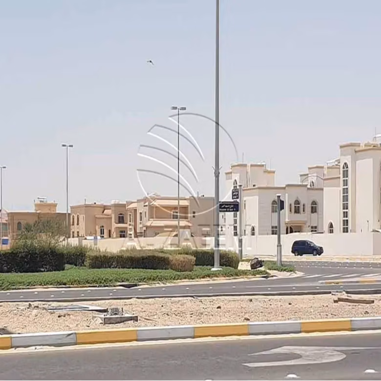 BIG Plot! Near the Entrance| Direct Road Access