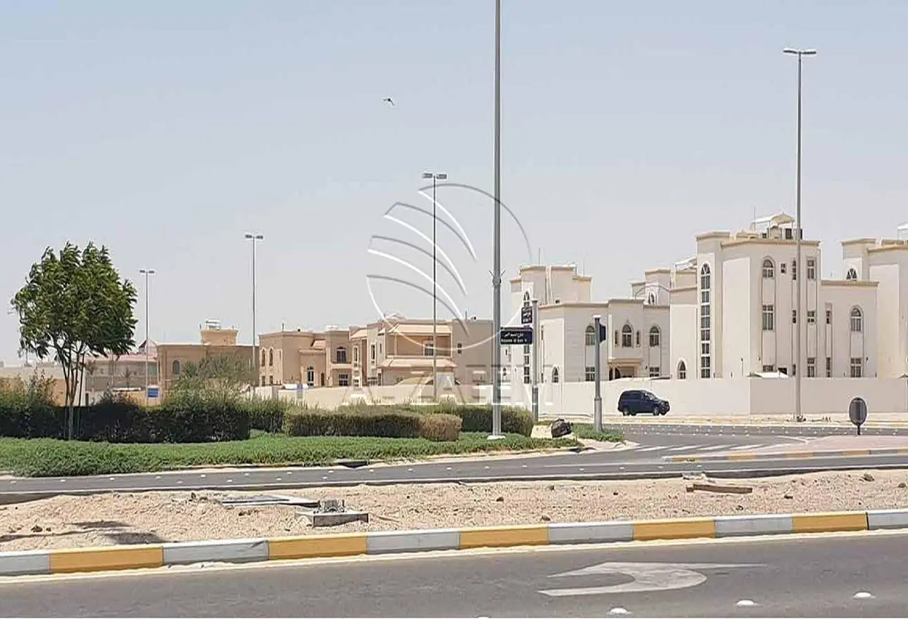 BIG Plot! Near the Entrance| Direct Road Access