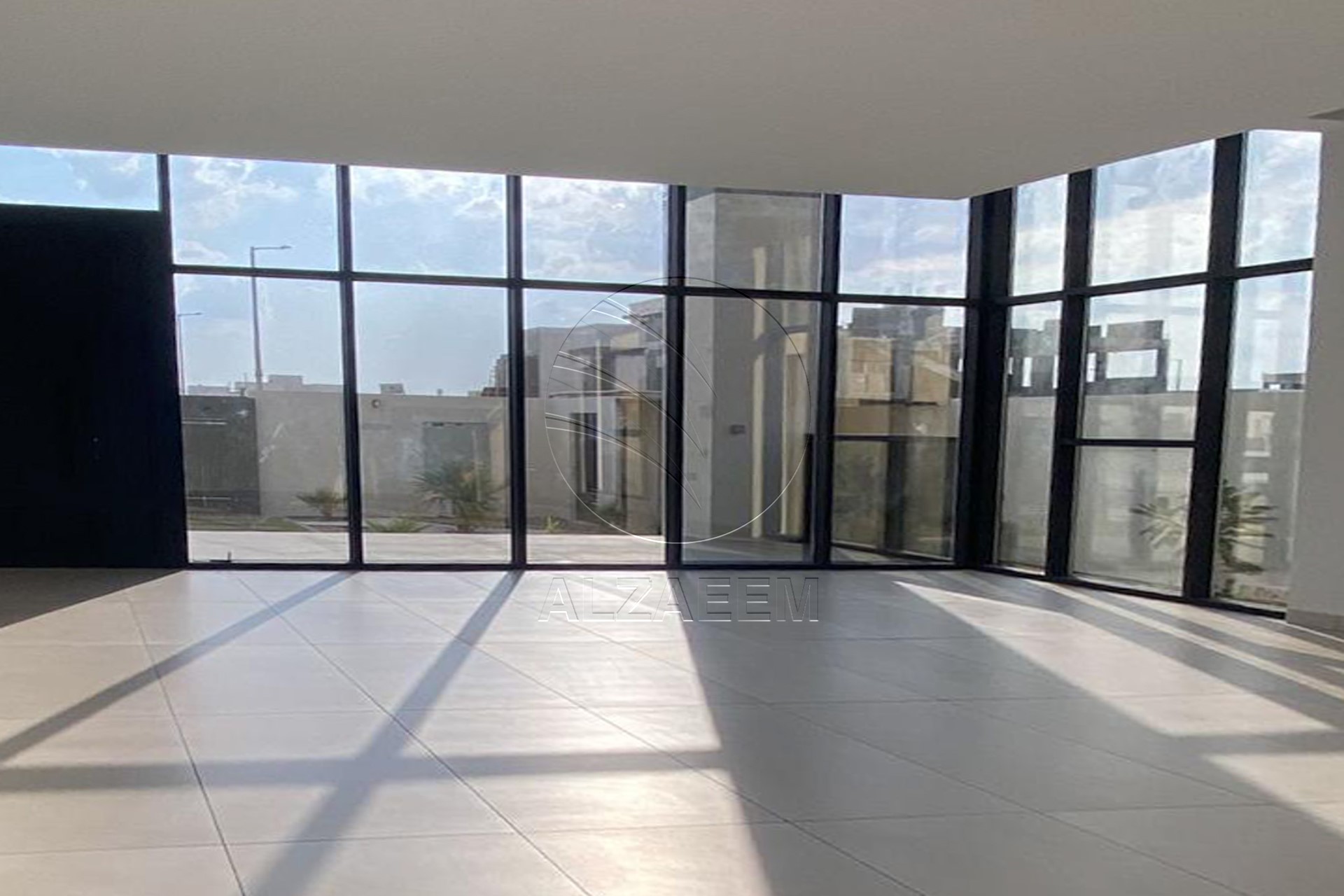 √ Landscaped Area | 6 Masters | Modern Finishing √