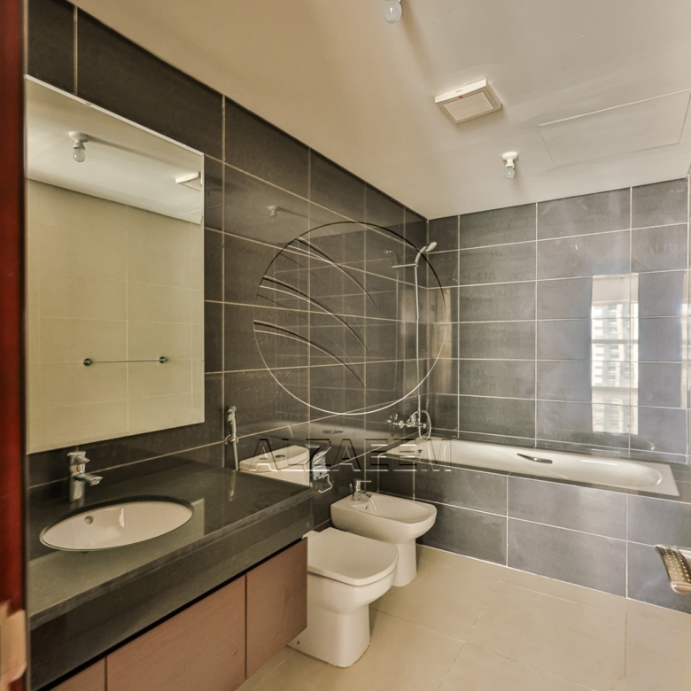 HIGH Level | BIG LAYOUT | Balcony | Open Kitchen