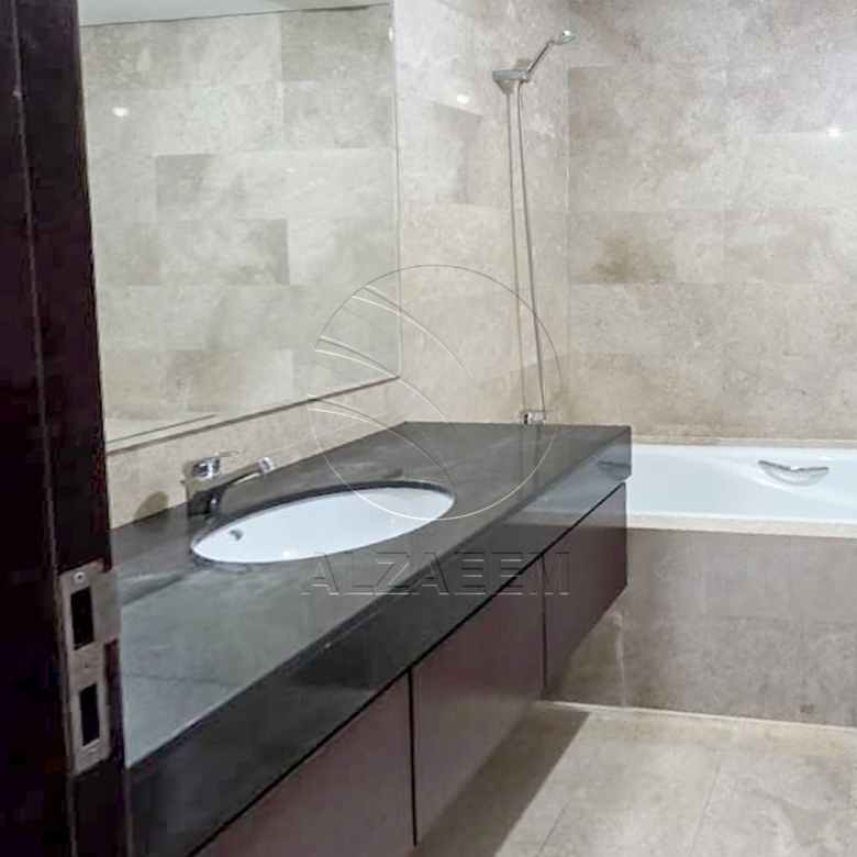 √1BR with Balcony | VACANT | Partial Sea View√