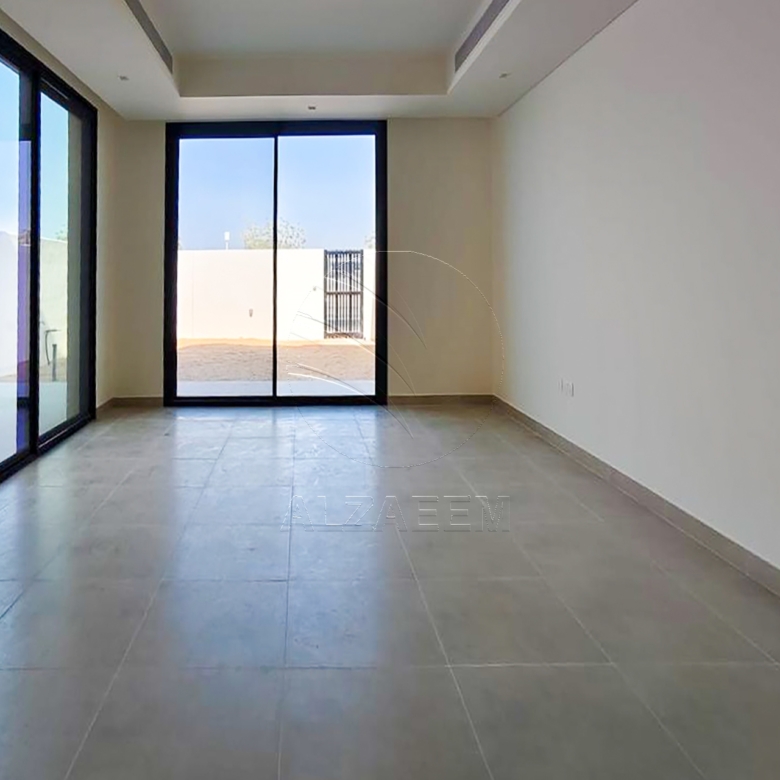 Single Row | Semi Furnished | Near Amenities