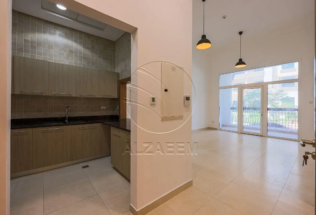 Big Terrace | Near Amenities | Up to 4 Payments