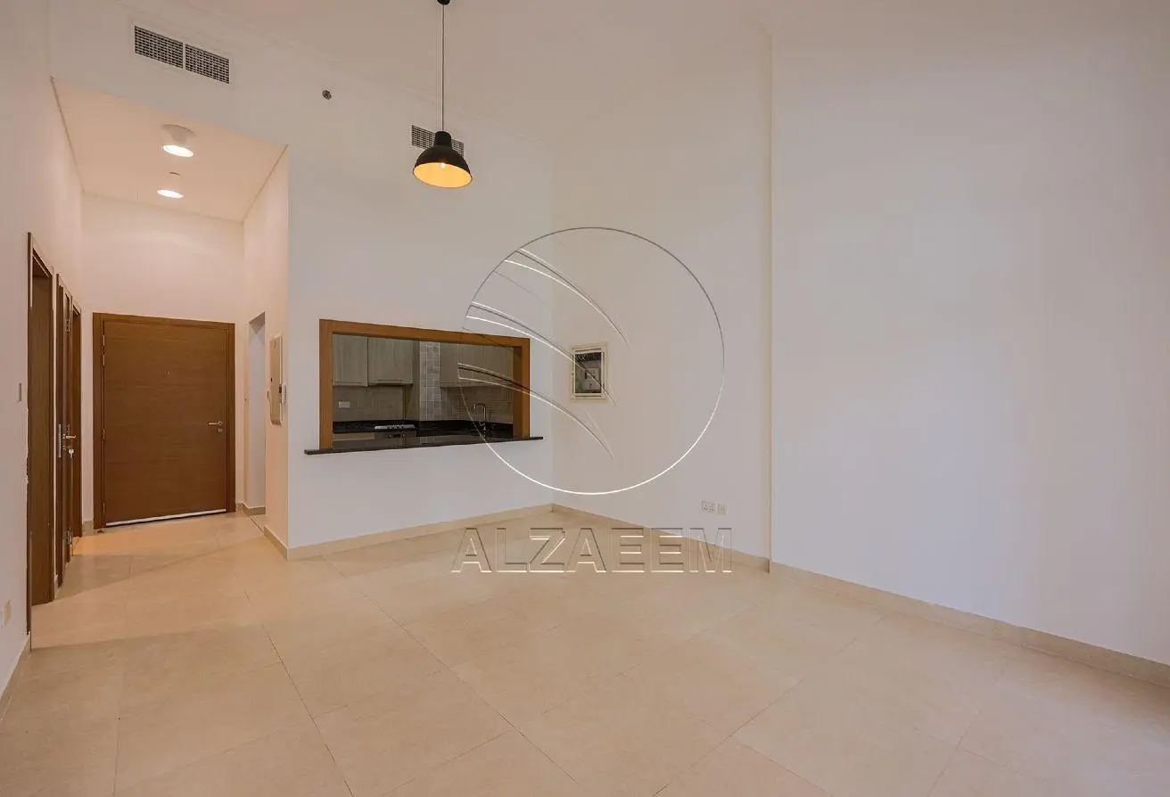 Big Terrace | Near Amenities | Up to 4 Payments