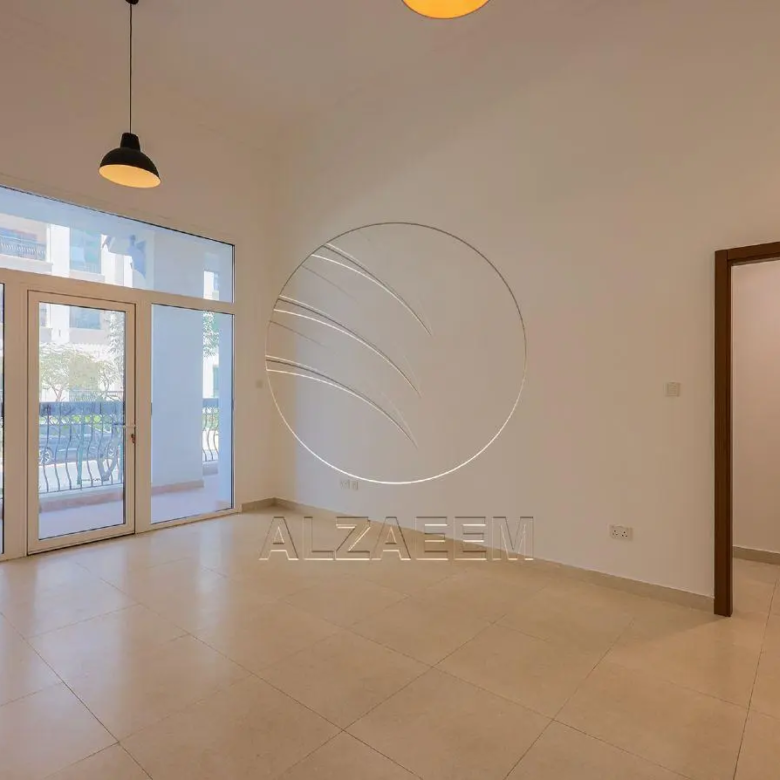 Big Terrace | Near Amenities | Up to 4 Payments