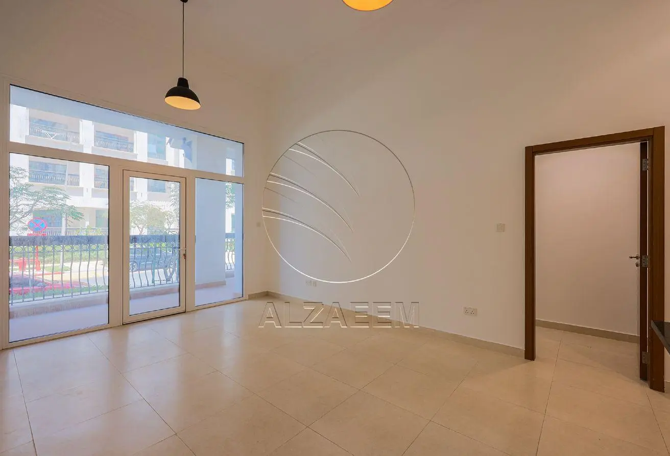 Big Terrace | Near Amenities | Up to 4 Payments