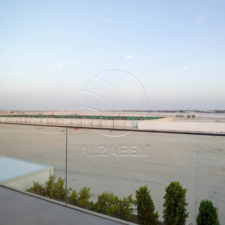 High Quality Upgraded Villa | Single Row | VACANT