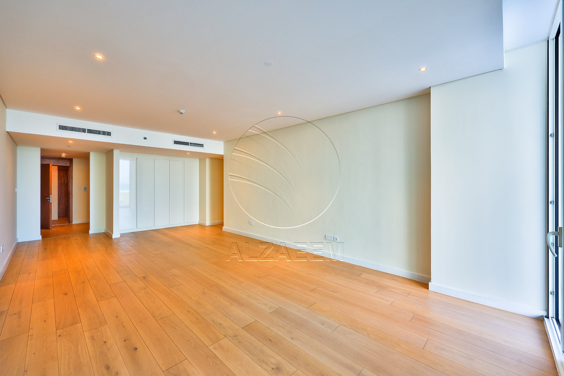 Sea View 2BR+M | VACANT | Luxury Living