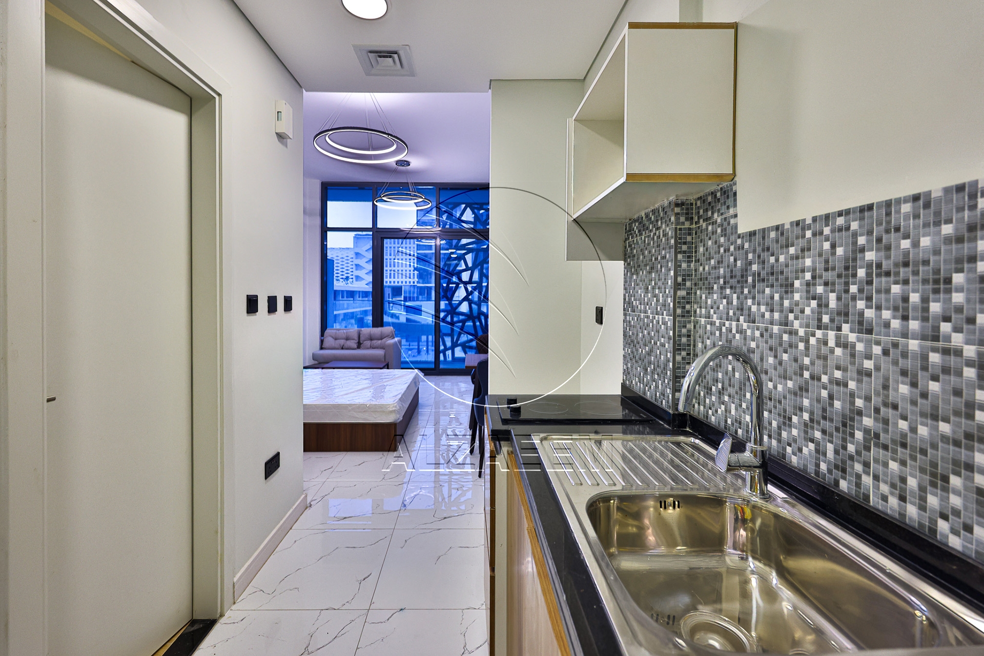 √Furnished | Middle Floor | Prime Location√