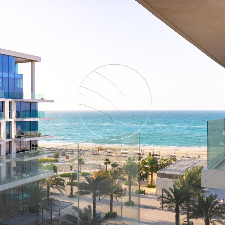 Fully Furnished | Stunning Sea View |2BR+M+Storage