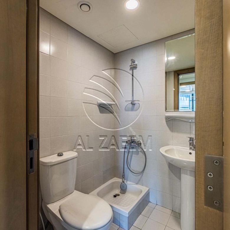 Vacant | DUPLEX | Facing The Pool | 4 payments