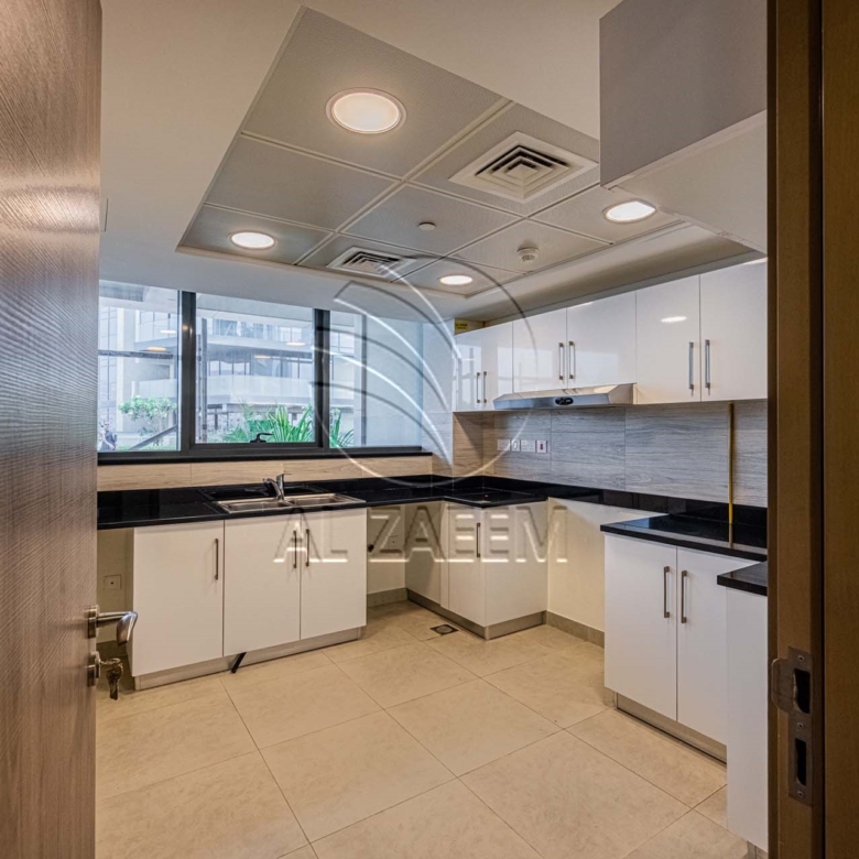 Vacant | DUPLEX | Facing The Pool | 4 payments