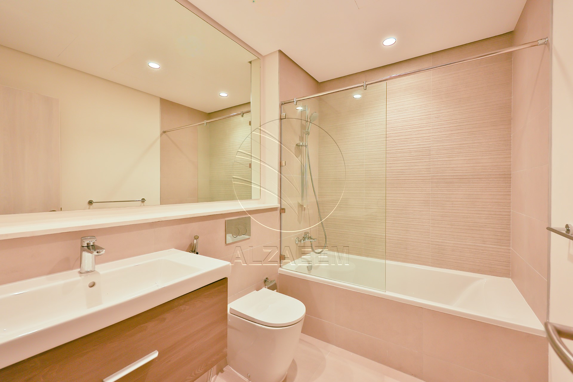Sea and Golf Views | VACANT | Up to 3 Payments